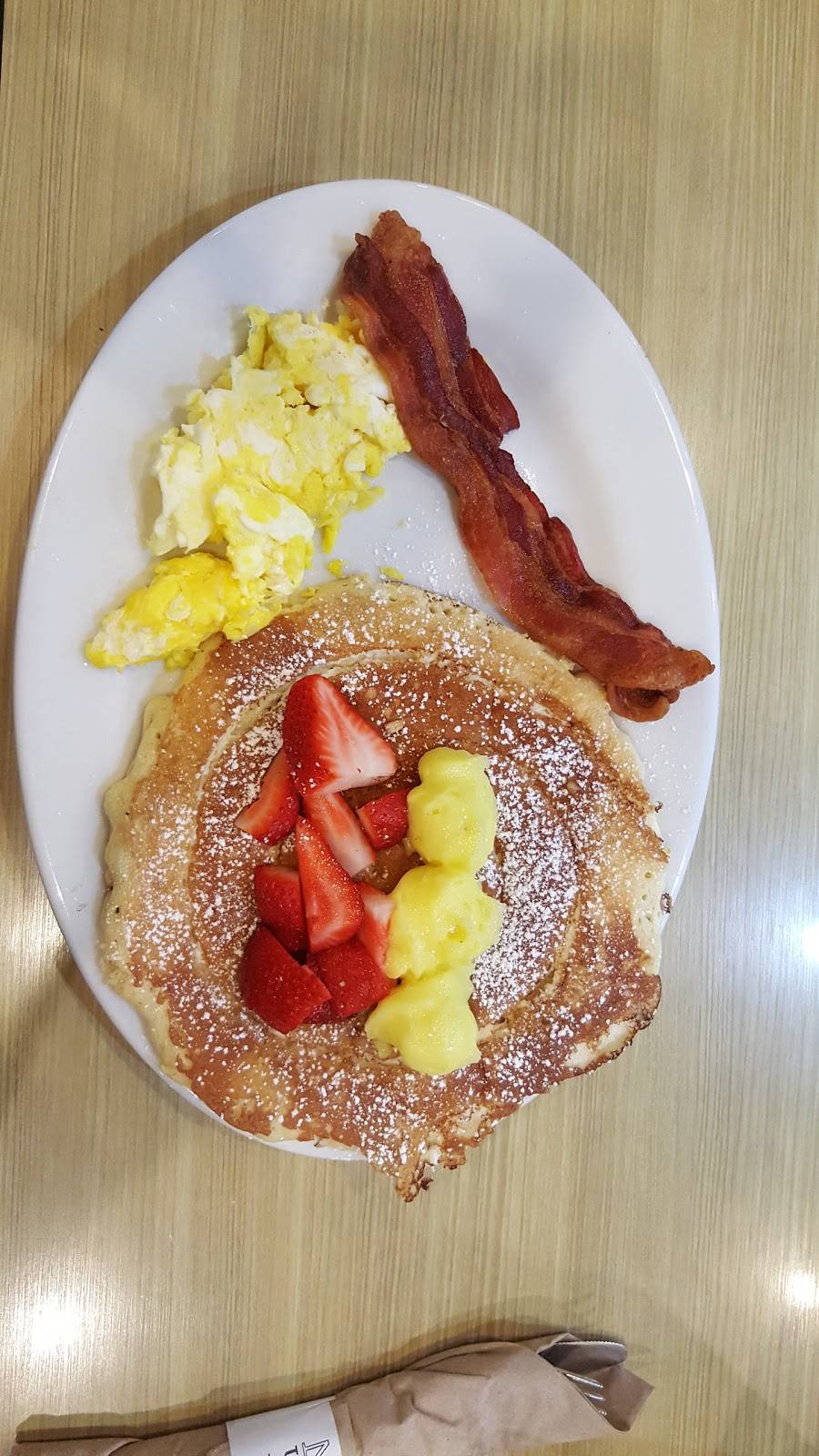 First Watch - Village Park | restaurant | 1950-15 E Greyhound Pass, Carmel, IN 46032, USA | 3178159344 OR +1 317-815-9344