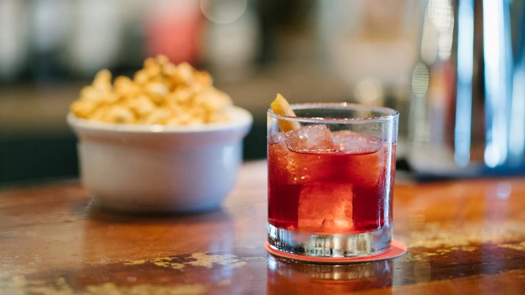 Porchlight | restaurant | 271 11th Ave, New York, NY 10001, USA | 2129816188 OR +1 212-981-6188