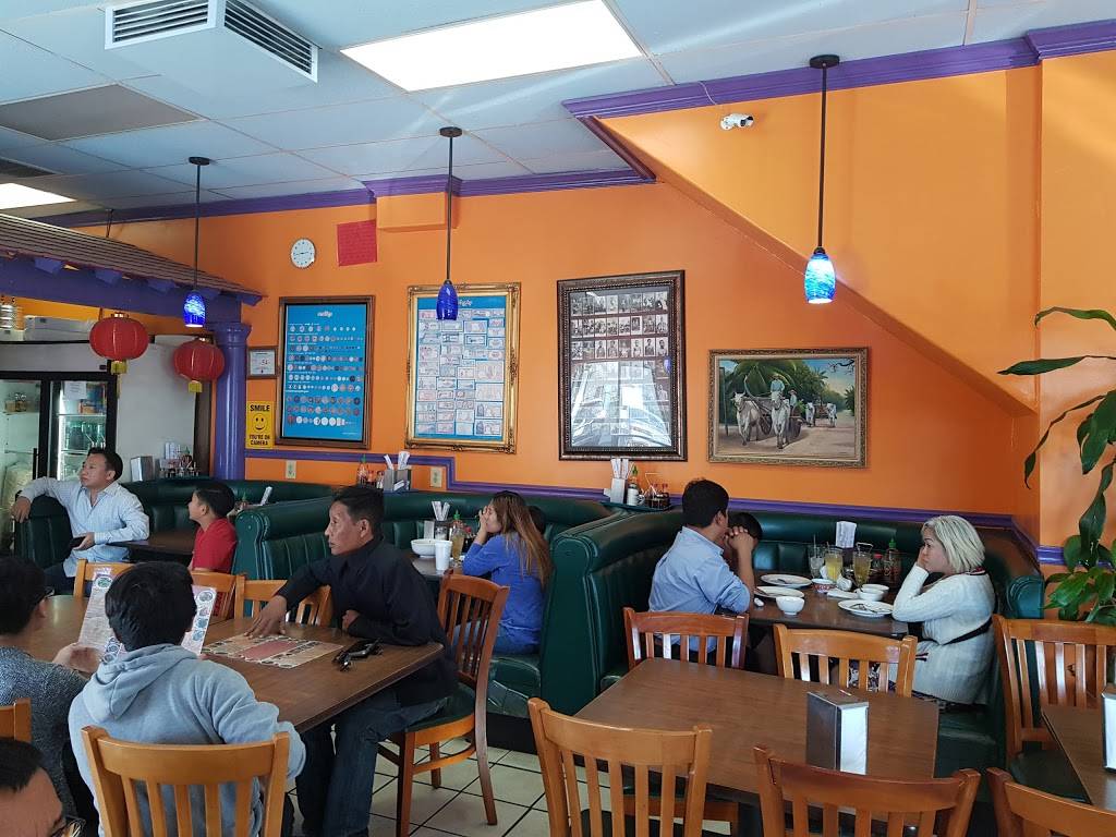 Crystal Thai-Cambodian Cuisine | restaurant | 1165 E 10th St, Long Beach, CA 90813, USA | 5625917636 OR +1 562-591-7636