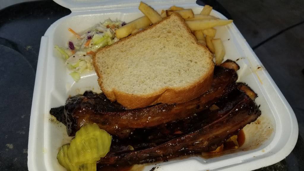 Big Daddys Bar-B-Que | restaurant | 1020 N State St, San Jacinto, CA 92583, USA | 9516541923 OR +1 951-654-1923