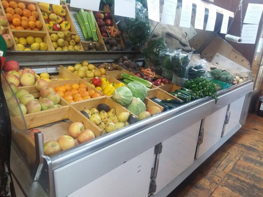 Mothers Marketplace | restaurant | 106 OR-35, Hood River, OR 97031, USA | 5413872202 OR +1 541-387-2202