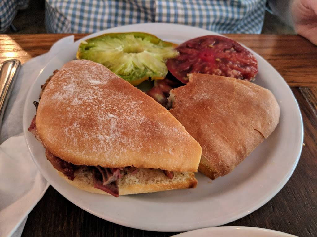 Brick & Tin | restaurant | 2901 Cahaba Rd, Mountain Brook, AL 35223, USA | 2055027971 OR +1 205-502-7971