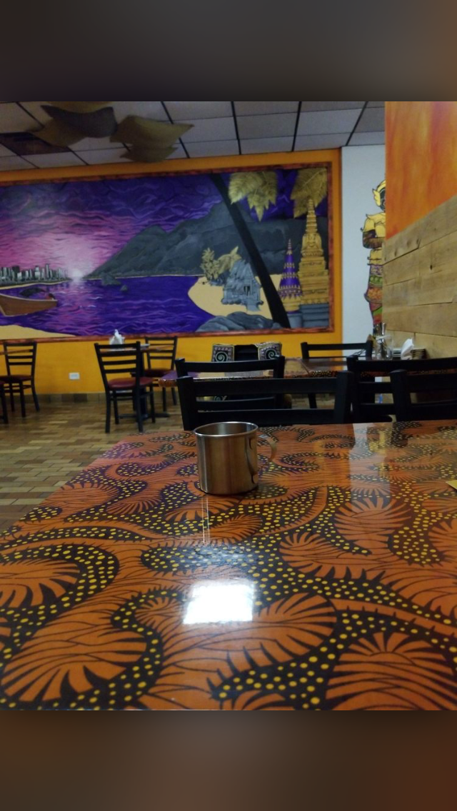 Ghin Khao Eat Rice | restaurant | 2128 W Cermak Rd, Chicago, IL 60608, USA | 7739741428 OR +1 773-974-1428