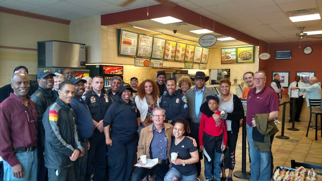 Subway Restaurants | restaurant | 5209 Windsor Mill Rd, Gwynn Oak, MD 21207, USA | 4104484979 OR +1 410-448-4979