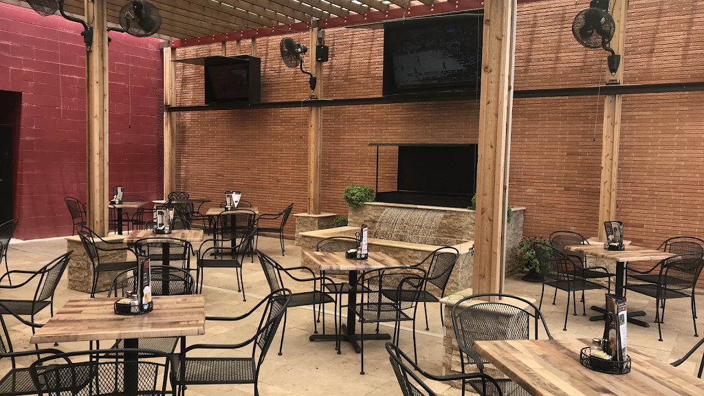 Triple Threat Sports Bar | restaurant | 12 Meta Dr, Midland, TX 79701, USA | 4326835300 OR +1 432-683-5300