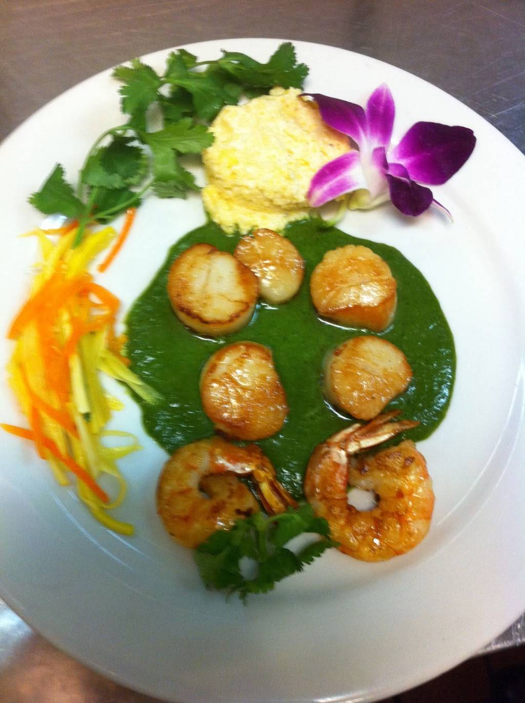 Mosaic Cuisine | restaurant | 186 Halpine Rd, Rockville, MD 20852, USA | 3014680682 OR +1 301-468-0682