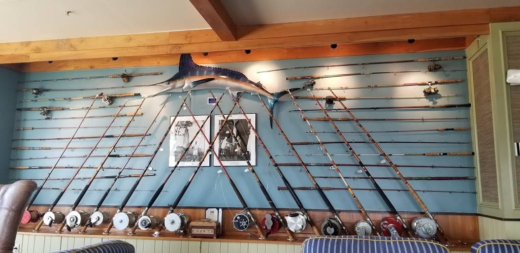 The Reel Bar | restaurant | 20 Patriots Point Rd, Mt Pleasant, SC 29464, USA | 8438560028 OR +1 843-856-0028