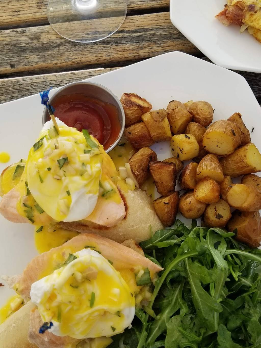 Claires At the Museum | restaurant | 2300 E Ocean Blvd, Long Beach, CA 90803, USA | 5624392119 OR +1 562-439-2119