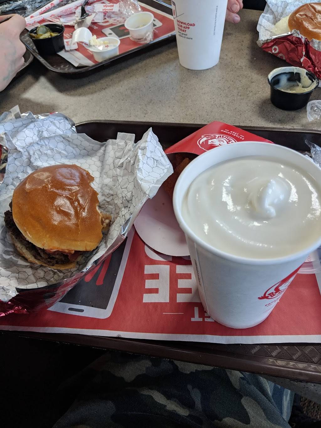 Wendys | restaurant | 1101 N High St, Millville, NJ 08332, USA | 8563275742 OR +1 856-327-5742