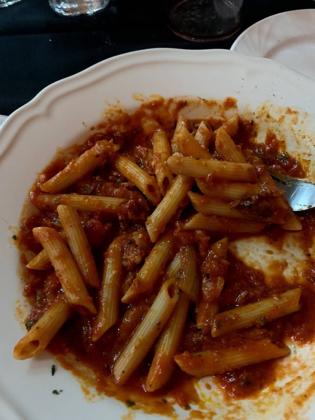 Di Carlo | restaurant | 28 Rue Dufferin, Granby, QC J2G 4W6, Canada | 4503750577 OR +1 450-375-0577