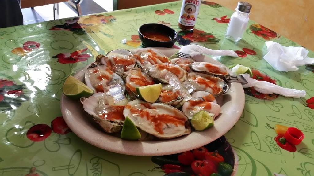 Mariscos Hector | restaurant | 2263 Fairview Rd G, Costa Mesa, CA 92627, USA | 9496502600 OR +1 949-650-2600