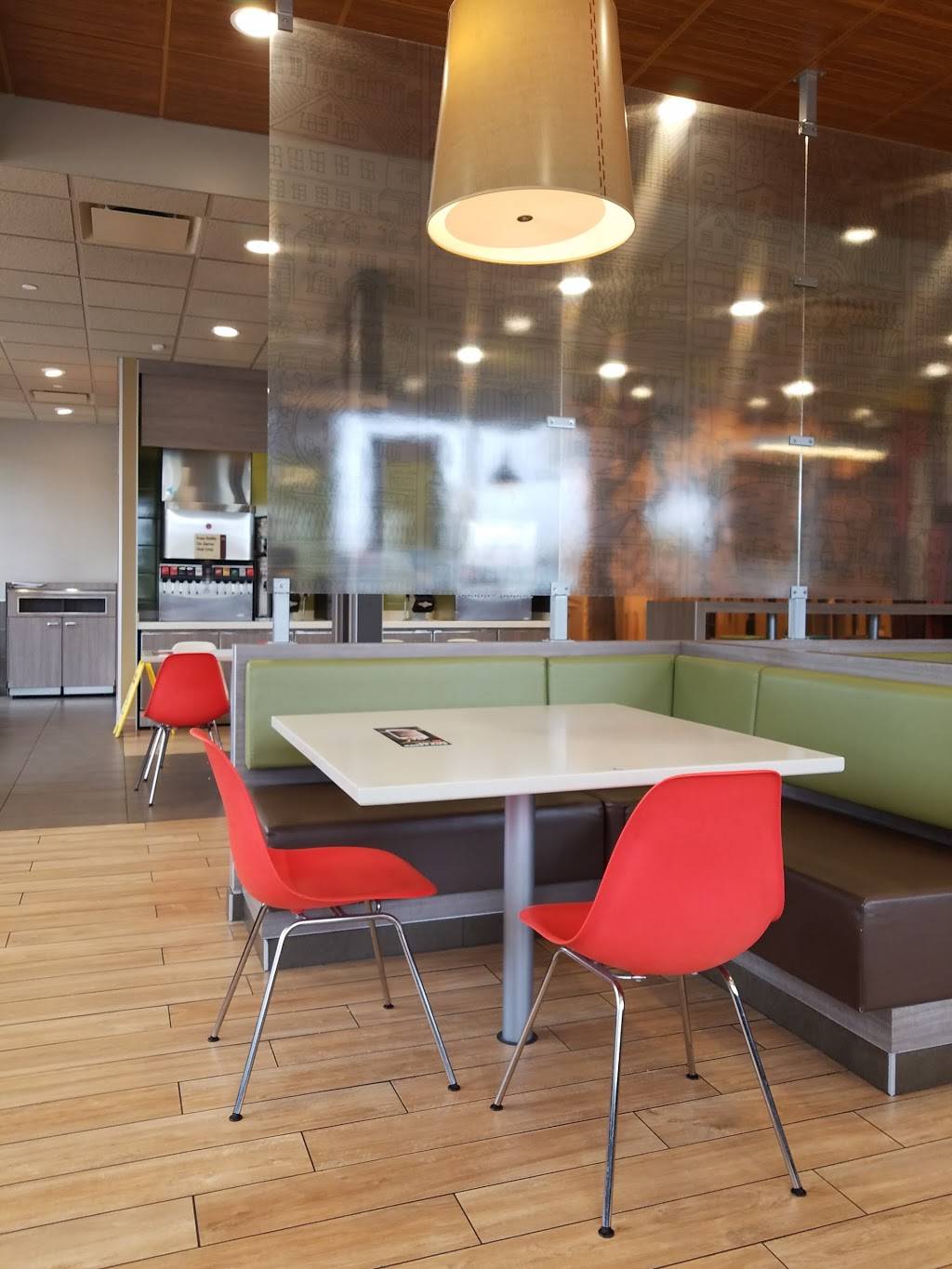 McDonalds | restaurant | 1201 N Orange Ave, Green Cove Springs, FL 32043, USA | 9042849960 OR +1 904-284-9960