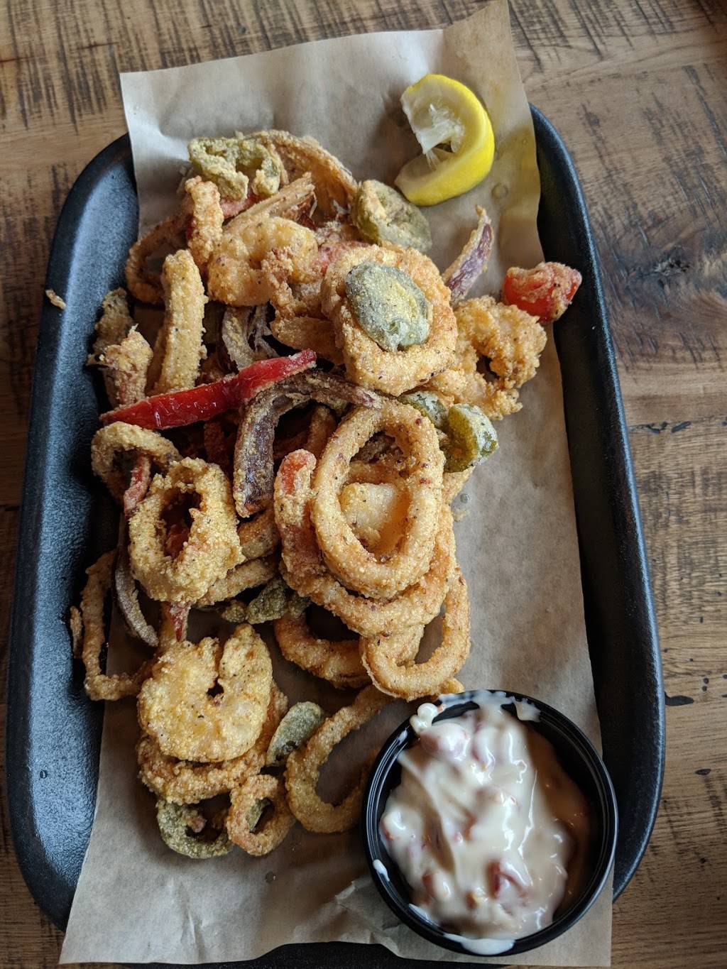 Kelseys Original Roadhouse | restaurant | 70 Quarry Edge Dr, Brampton, ON L6V 4K2, Canada | 9057961700 OR +1 905-796-1700