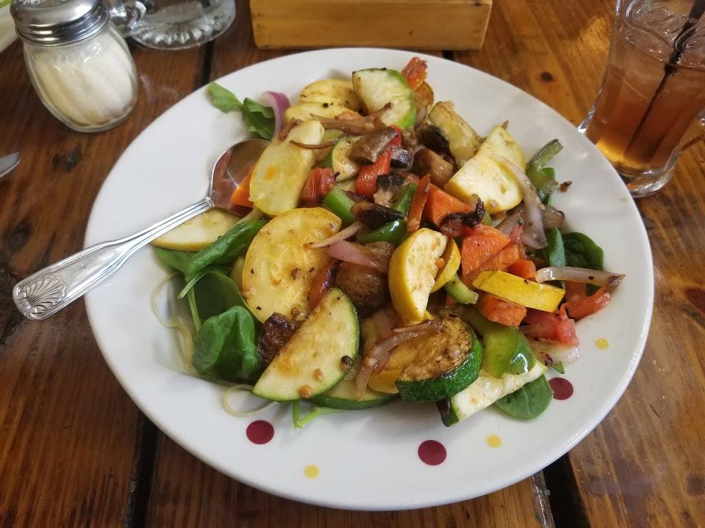 White Lion Cafe | restaurant | 146 NW 7th St, Homestead, FL 33030, USA | 3052481076 OR +1 305-248-1076