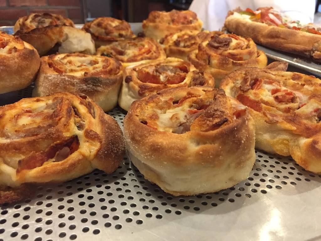 Johns Pizzeria | restaurant | 83-40 Parsons Blvd, Jamaica, NY 11432, USA | 7185231381 OR +1 718-523-1381