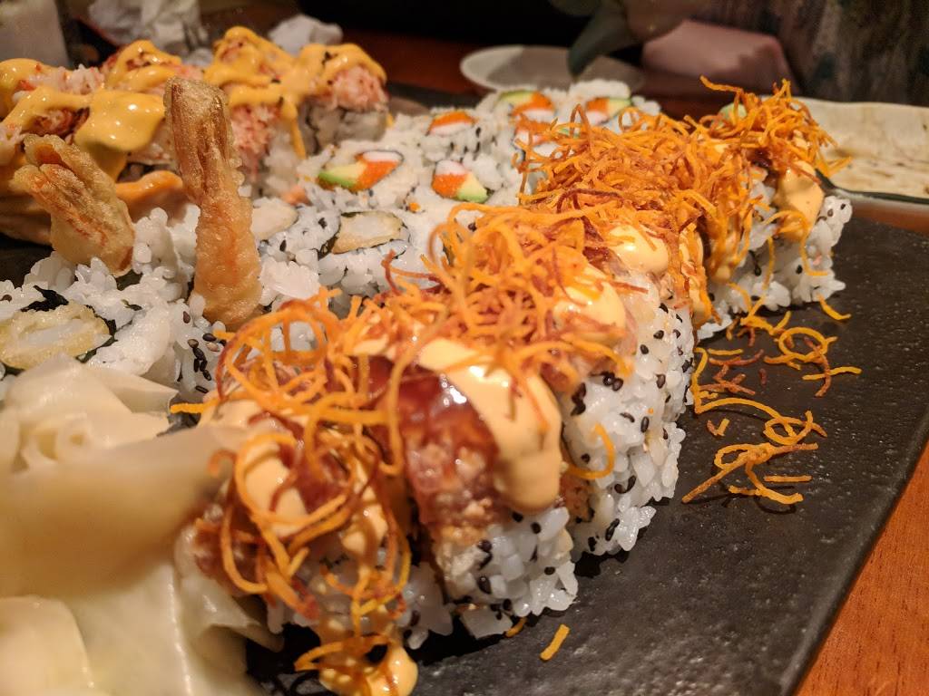 Akira Sushi Bistro | restaurant | 20035 Ashbrook Commons Plaza #176, Ashburn, VA 20147, USA | 7037236799 OR +1 703-723-6799