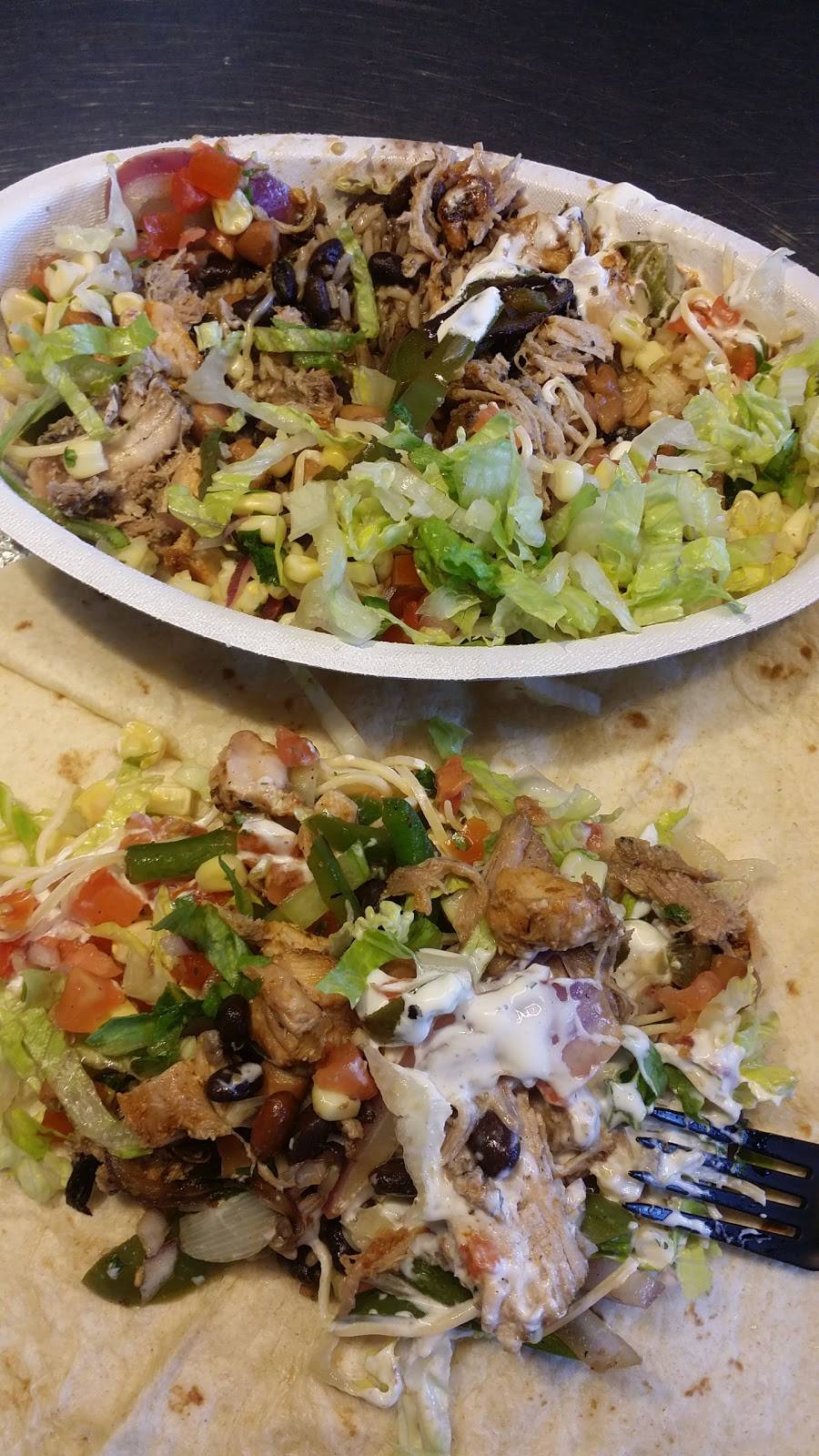 Chipotle Mexican Grill | restaurant | 2323 Yonge St Unit 100, Toronto, ON M4P 2C9, Canada | 4164898601 OR +1 416-489-8601