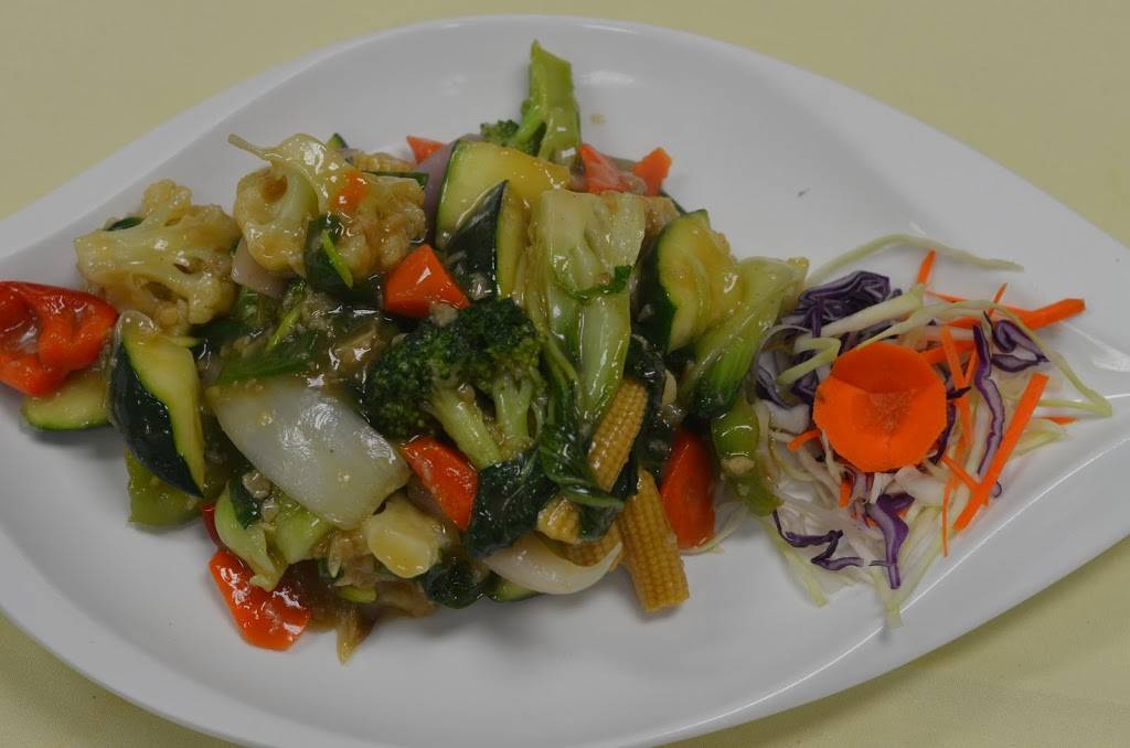 Spice House | restaurant | 2050 Lincoln Hwy, Edison, NJ 08817, USA | 7325159999 OR +1 732-515-9999