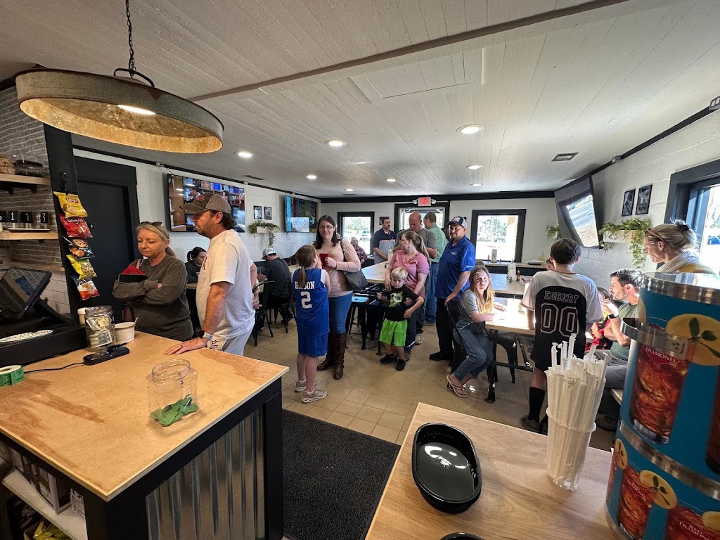 Weiner Warehouse | restaurant | 2122 S Brannon Stand Rd, Dothan, AL 36305, USA | 3347979428 OR +1 334-797-9428