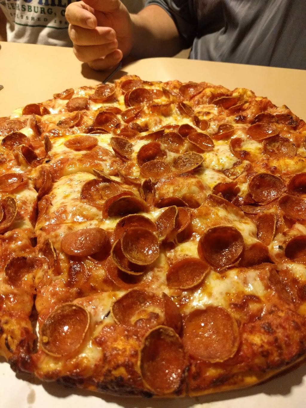 Tommys Pizza | restaurant | 4279 W Dublin Granville Rd, Dublin, OH 43017, USA | 6147643999 OR +1 614-764-3999