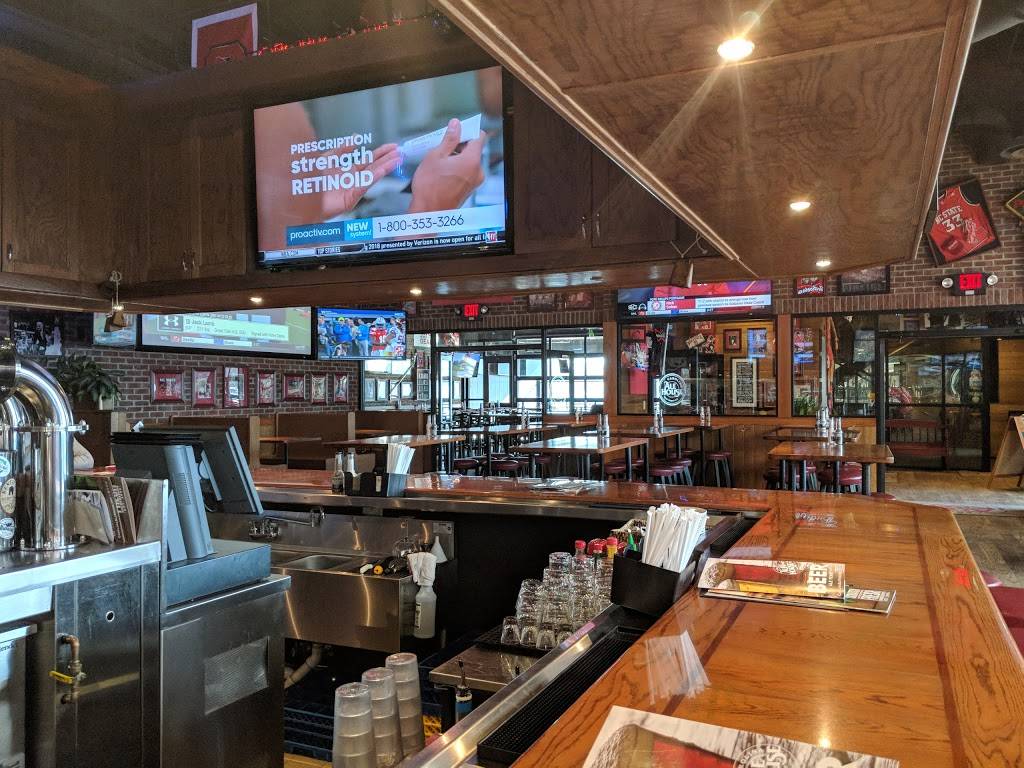 Carolina Ale House | restaurant | 500 Glenwood Ave Suite 300, Raleigh, NC 27603, USA | 9198352222 OR +1 919-835-2222