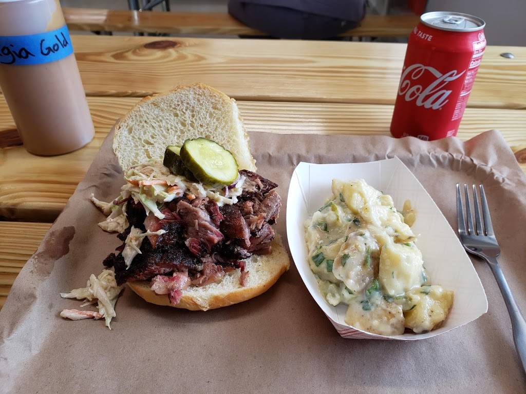 Sloppy Mamas BBQ | restaurant | 5731 Lee Hwy, Arlington, VA 22207, USA | 7032692718 OR +1 703-269-2718