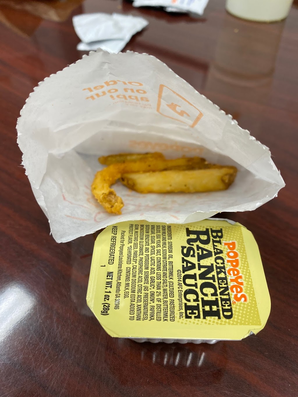 Popeyes Hamilton Blvd | restaurant | 801 S Hamilton Blvd, Sioux City, IA 51103, USA | 7124545960 OR +1 712-454-5960