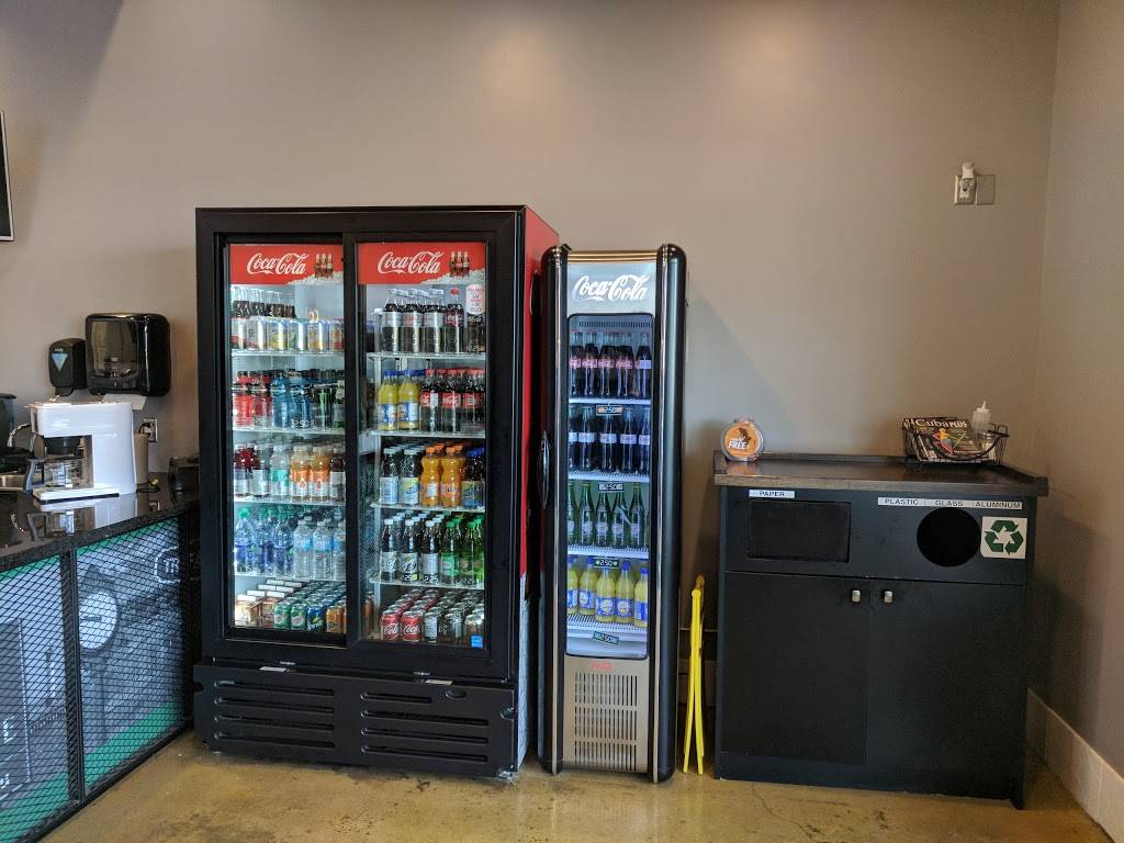 On A Bun | restaurant | 266 Hays Blvd, Oakville, ON L6H 7P3, Canada | 9052577779 OR +1 905-257-7779