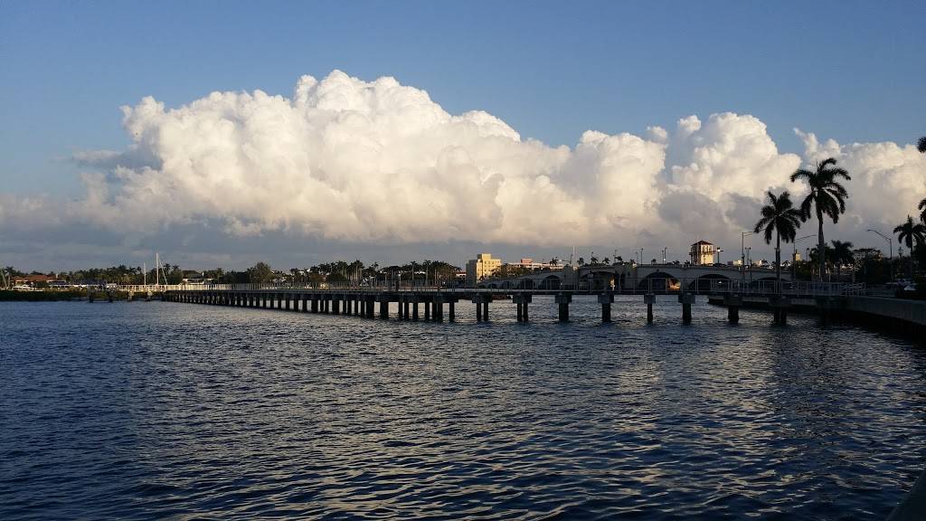 Trump Plaza | restaurant | 525 S Flagler Dr, West Palm Beach, FL 33401, USA | 5616552555 OR +1 561-655-2555