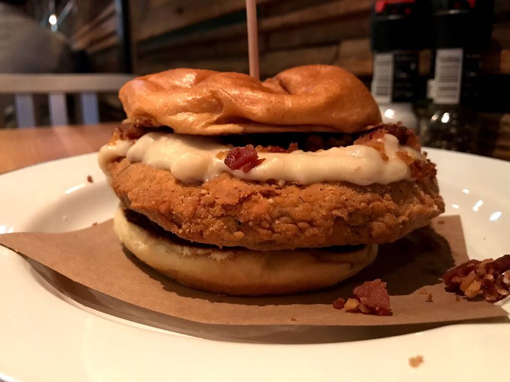 Haystack Burgers and Barley | restaurant | 100 S Central Expy #17, Richardson, TX 75080, USA | 9724799424 OR +1 972-479-9424