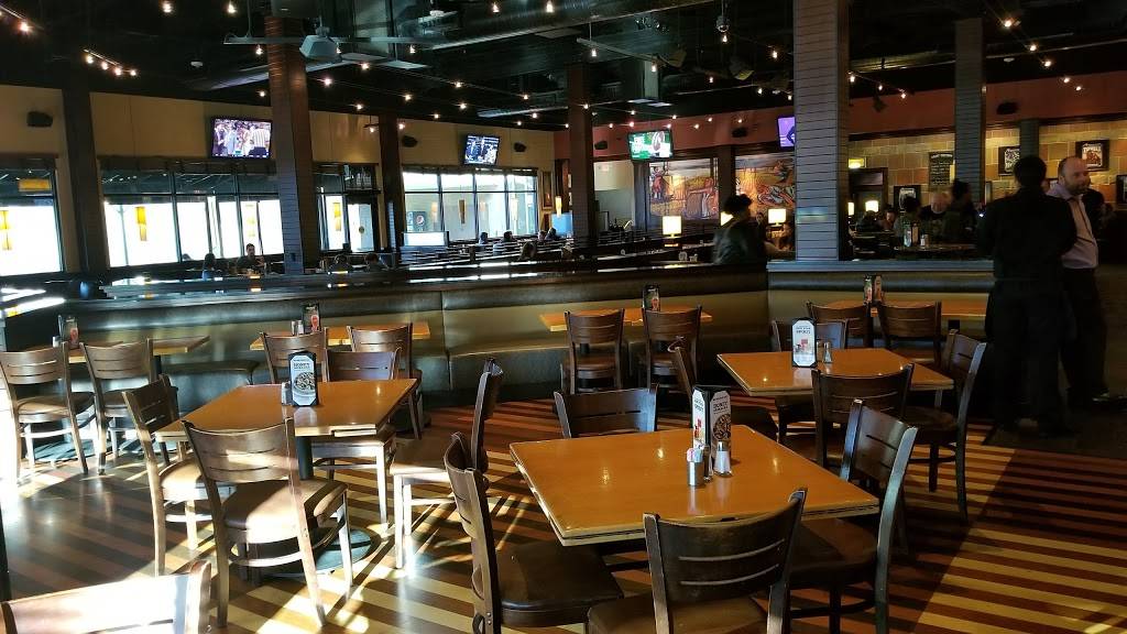 BJs Restaurant & Brewhouse | restaurant | 385 Sun Valley Mall, Concord, CA 94520, USA | 9258491090 OR +1 925-849-1090