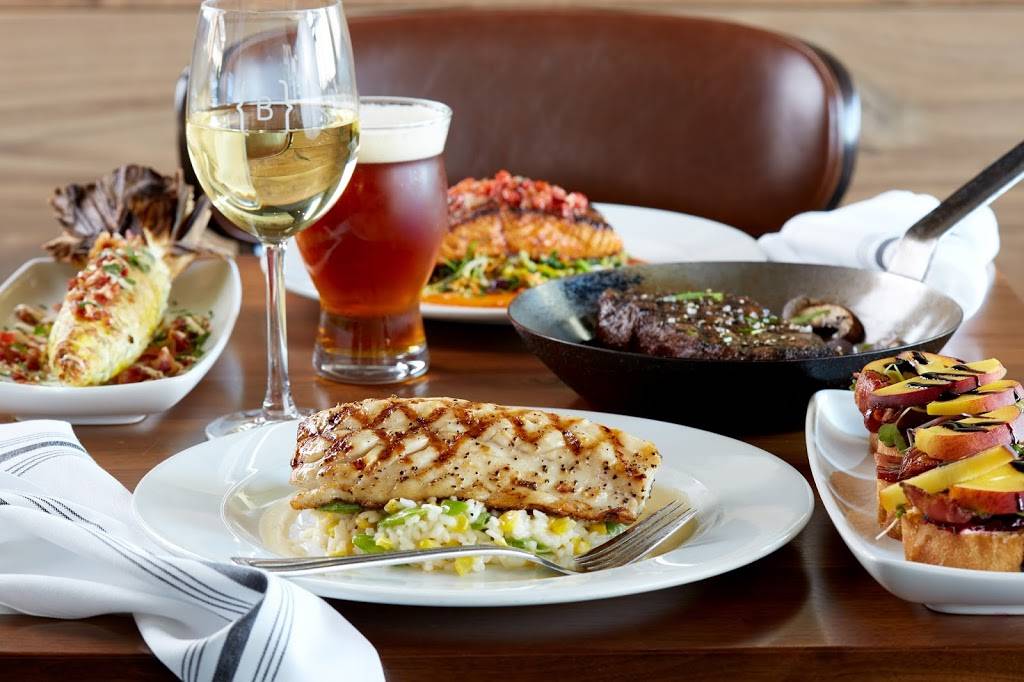 Burtons Grill & Bar of Shrewsbury | restaurant | 193 Boston Turnpike, Shrewsbury, MA 01545, USA | 5089257774 OR +1 508-925-7774