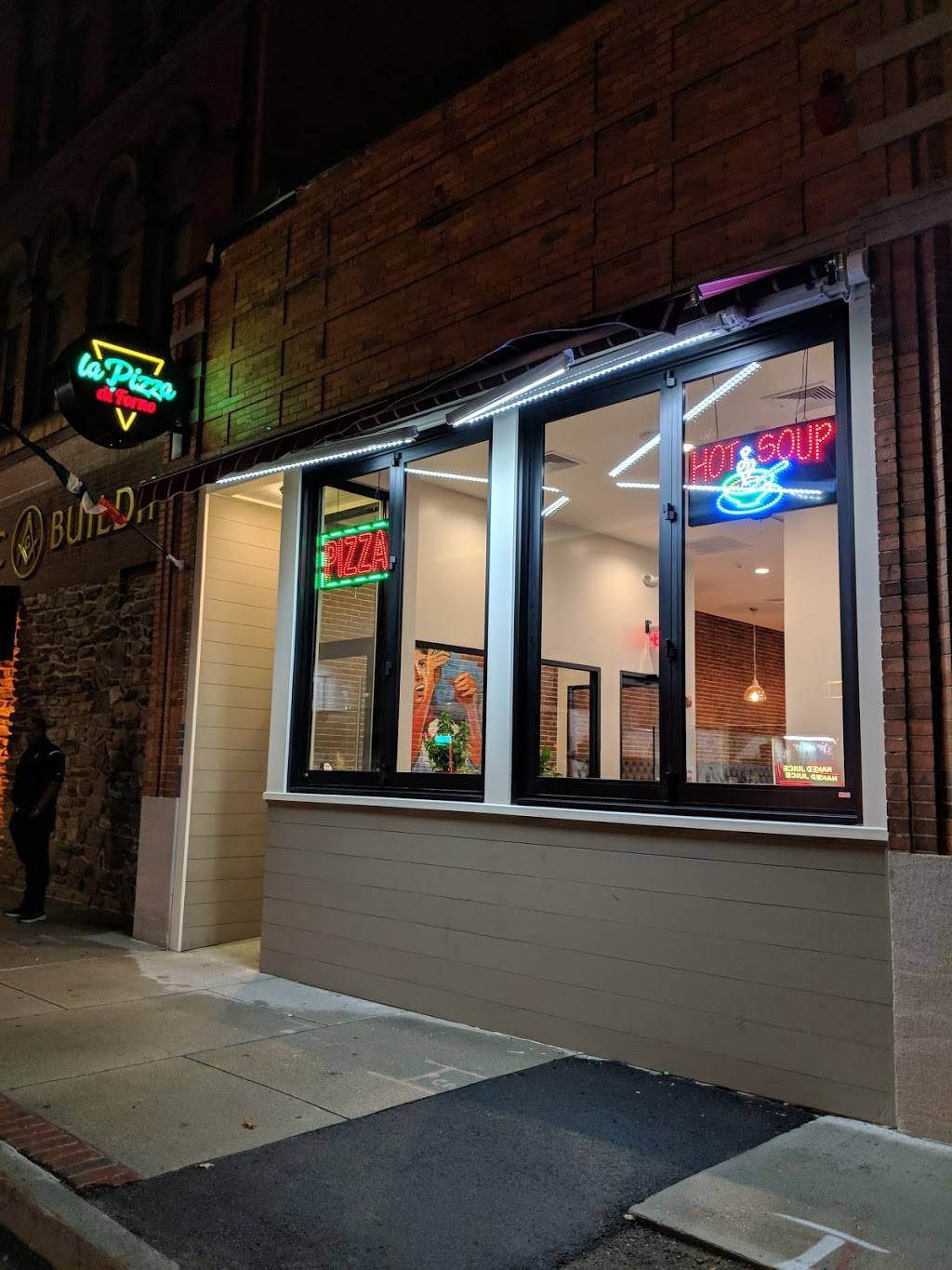 la Pizza di Forno | restaurant | 109 Merrimack St, Haverhill, MA 01830, USA | 9786413866 OR +1 978-641-3866