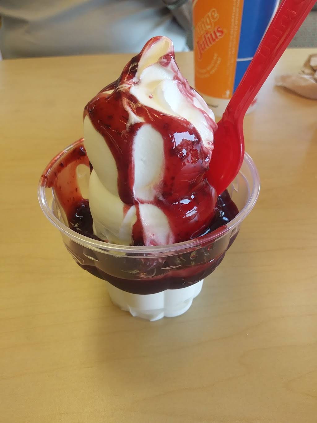 Dairy Queen Grill & Chill | restaurant | 1050 Simcoe St N, Oshawa, ON L1G 4W5, Canada | 9057281162 OR +1 905-728-1162