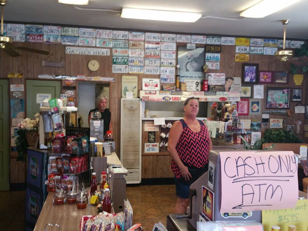 Dorothys Chuck Wagon | cafe | 2344 Ventura Blvd, Camarillo, CA 93010, USA | 8059872167 OR +1 805-987-2167