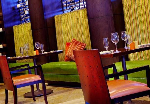 Sazos Marriott Rivercenter | restaurant | 101 Bowie St, San Antonio, TX 78205, USA | 2105546180 OR +1 210-554-6180