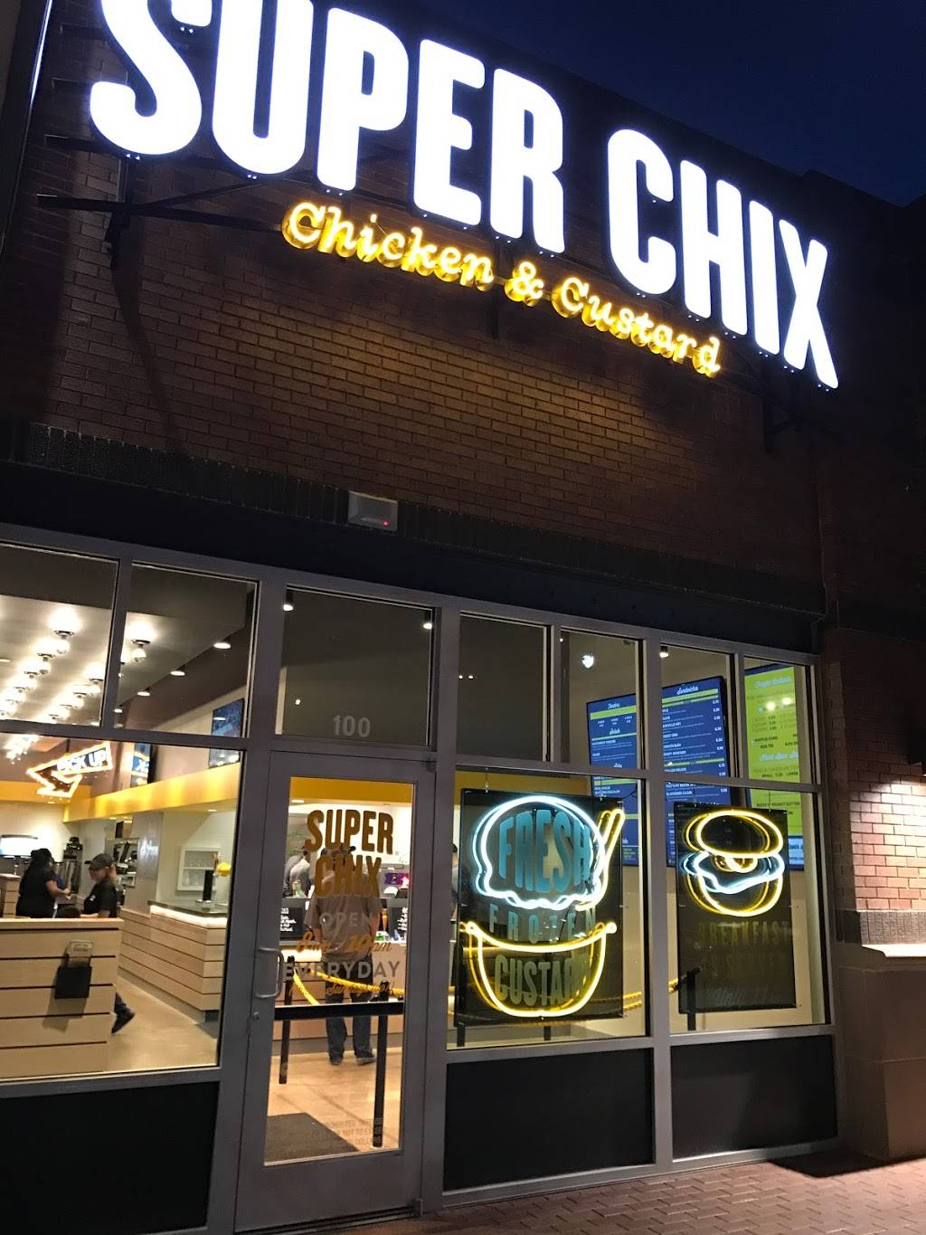 Super Chix | restaurant | 9169 Dallas Pkwy Suite 100, Frisco, TX 75034, USA | 4698884145 OR +1 469-888-4145