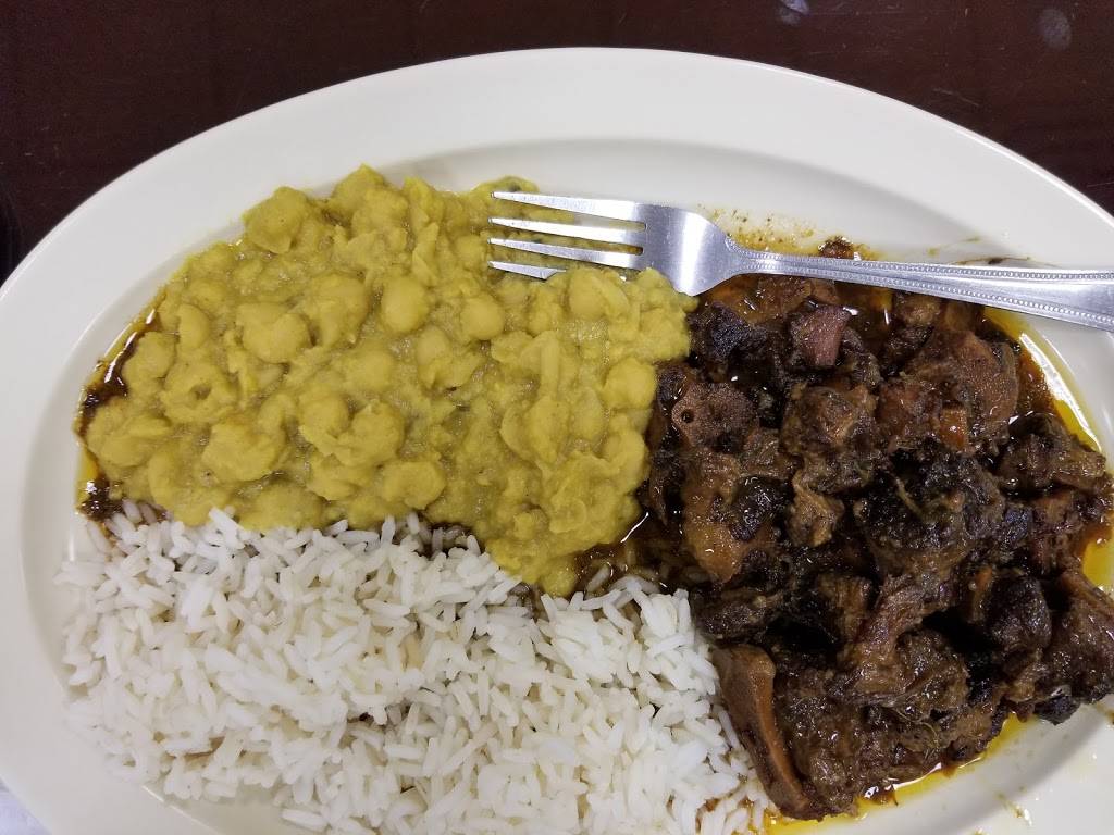 Chaconia | restaurant | 5420 Lawndale St #500, Houston, TX 77023, USA | 8328311373 OR +1 832-831-1373