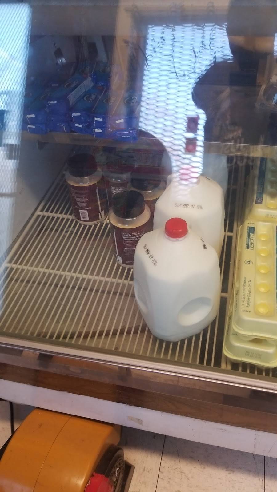 Feros Pizza & More | restaurant | 1127 E Livingston Ave, Columbus, OH 43205, USA | 6142533183 OR +1 614-253-3183