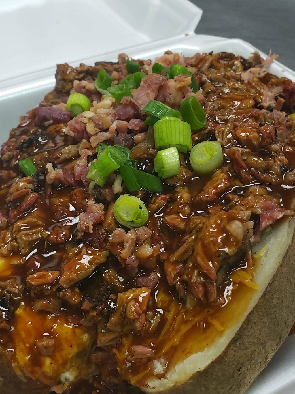 Smok N Bone BBQ & Catering | restaurant | 305 N Hampton Rd, DeSoto, TX 75115, USA | 4693377218 OR +1 469-337-7218