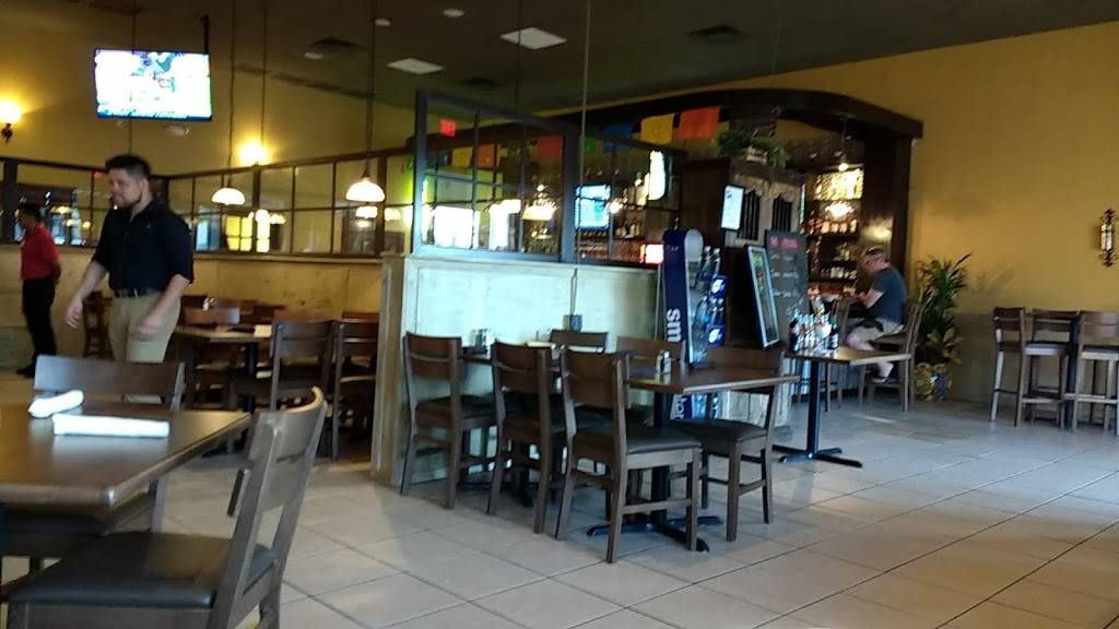 El Bosque | restaurant | 821 Eva St, Montgomery, TX 77316, USA | 9365976996 OR +1 936-597-6996