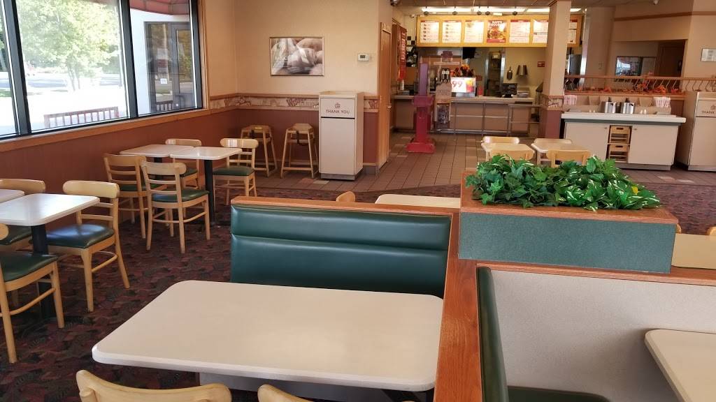 Wendys | restaurant | 1942 U.S. 31 North, Traverse City, MI 49686, USA | 2319389100 OR +1 231-938-9100