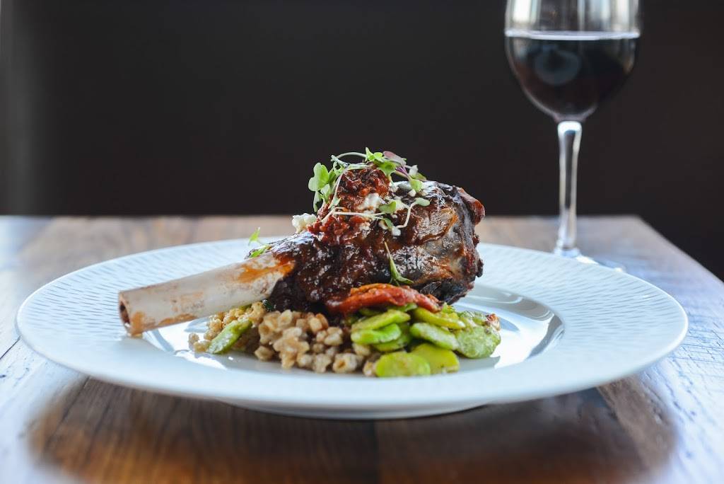 Hickory & Ash | restaurant | 8001 Arista Pl #150, Broomfield, CO 80021, USA | 7203904400 OR +1 720-390-4400