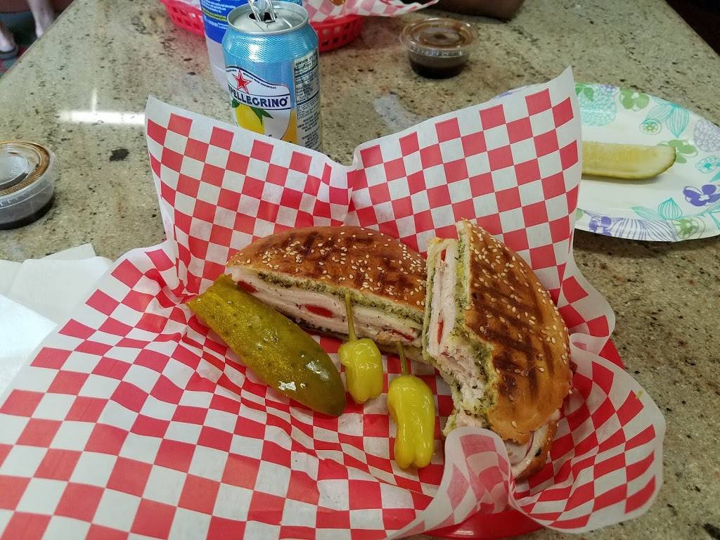 Campinis Fine Italian Deli & Market | restaurant | 28860 Old Town Front St, Temecula, CA 92592, USA | 9516769787 OR +1 951-676-9787