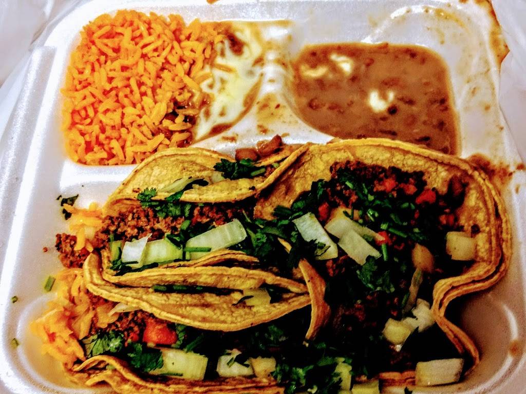 El Pueblito Mexican Grill | restaurant | 5152 N Cicero Ave, Chicago, IL 60630, USA | 7732050917 OR +1 773-205-0917