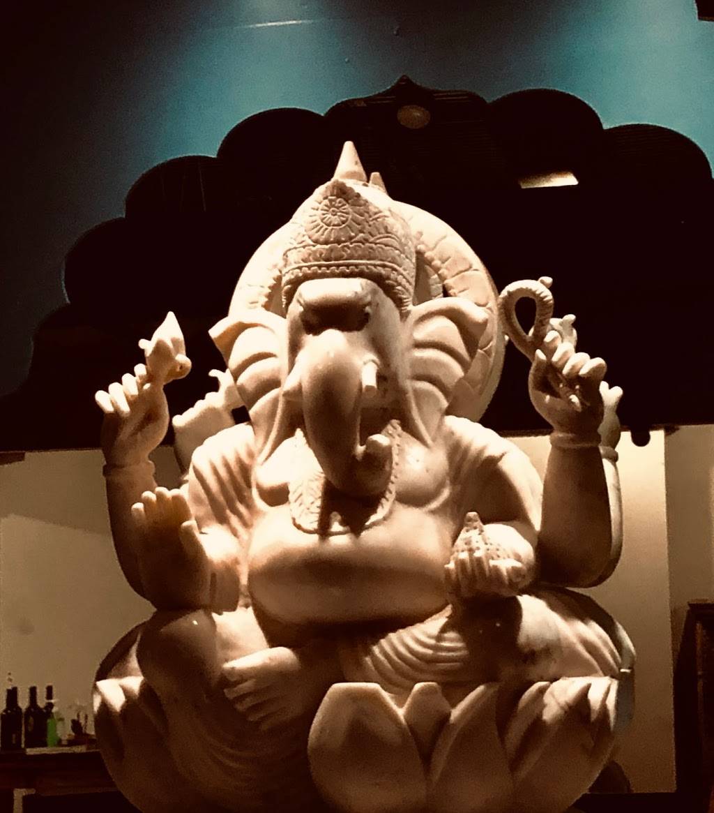 The Imperial Bar at Washburn Imports | restaurant | 170 E Morse Blvd, Winter Park, FL 32789, USA | 3219729294 OR +1 321-972-9294