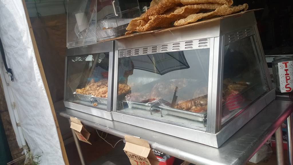 Carnitas y Chicharones Don Mauricio | restaurant | Unnamed Road, Dundee Township, IL 60118, USA | 6304004402 OR +1 630-400-4402