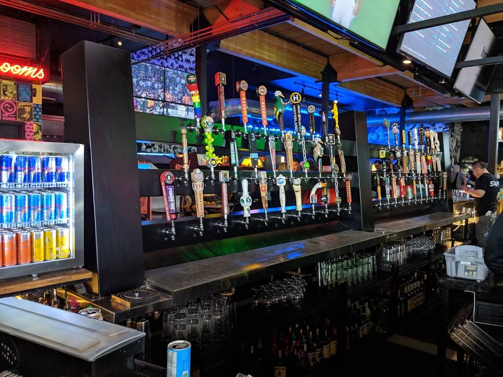 Up-Down MKE | restaurant | 615 E Brady St, Milwaukee, WI 53202, USA | 4145850880 OR +1 414-585-0880