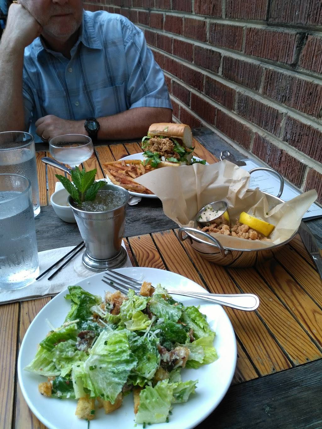 Seabear Oyster Bar | restaurant | 297 Prince Ave #10, Athens, GA 30601, USA | 7068504367 OR +1 706-850-4367