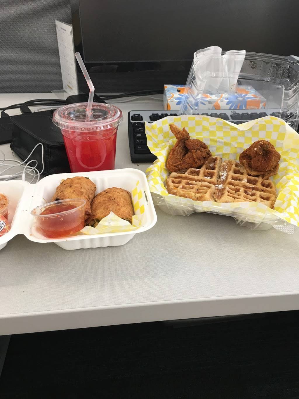 Wendys House of Soul | restaurant | 1021 W Broadway Ave, Minneapolis, MN 55411, USA | 6128004535 OR +1 612-800-4535